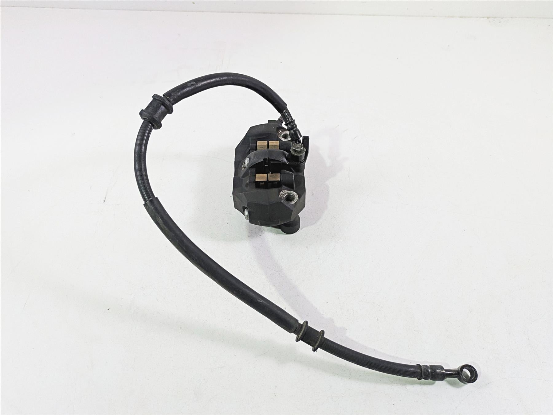 2006 Suzuki GSXR1000 K6 Tokico Front Brake Caliper 108mm 59100-41G00-999 {{ shop.shopifyCountryName }} - Mototech271