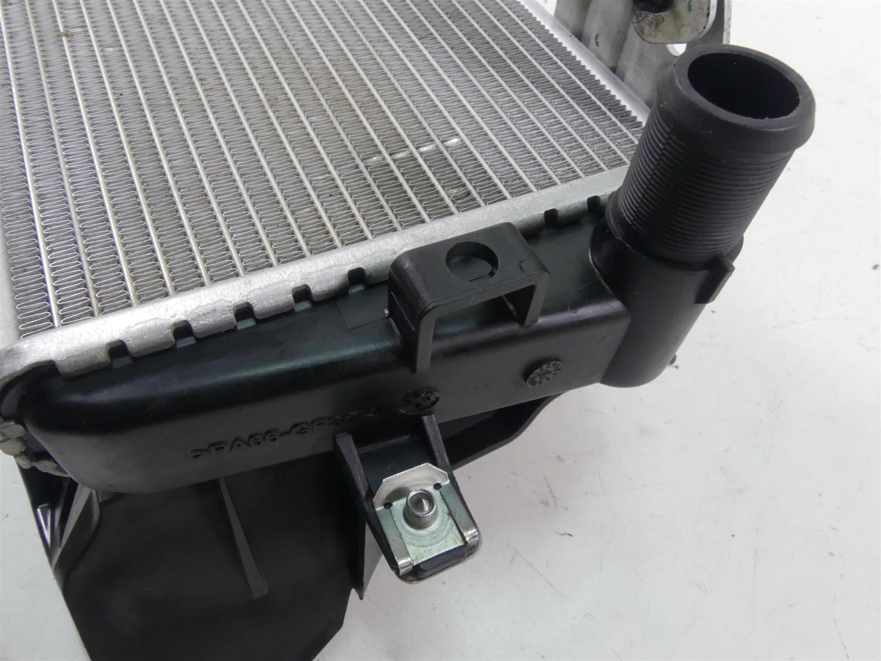 2017 BMW R1200GS GSW K50 Left Radiator Fan & Cover 17118546408 {{ shop.shopifyCountryName }} - Mototech271