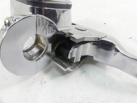 2005 Harley Touring CVO FLHTCSE Electra Glide Front Brake Master Cylind 46431-05 {{ shop.shopifyCountryName }} - Mototech271