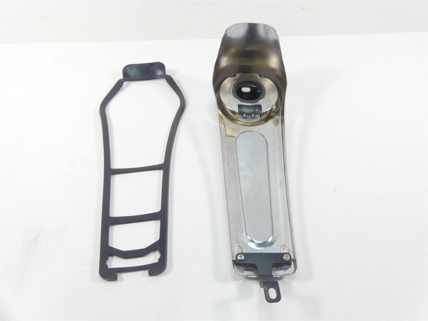 2004 Harley FLHTC SE CVO Electra Glide Fuel Tank Dash Chrome Cover 69214-04 {{ shop.shopifyCountryName }} - Mototech271