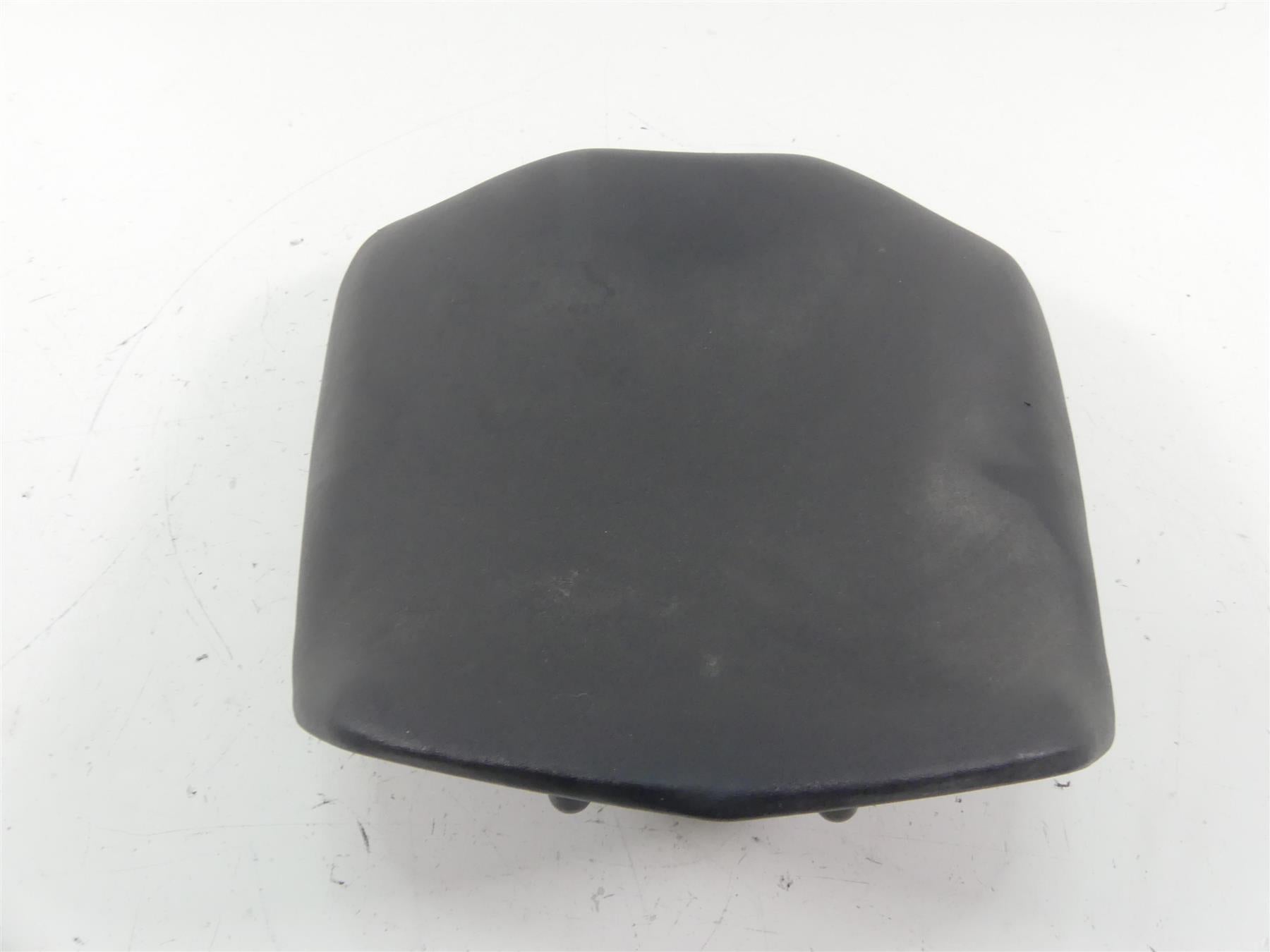 2008 Yamaha FZ1 Fazer Rear Passenger Saddle Seat 3C3-24750-00-00 3C3-24750-03-00 {{ shop.shopifyCountryName }} - Mototech271