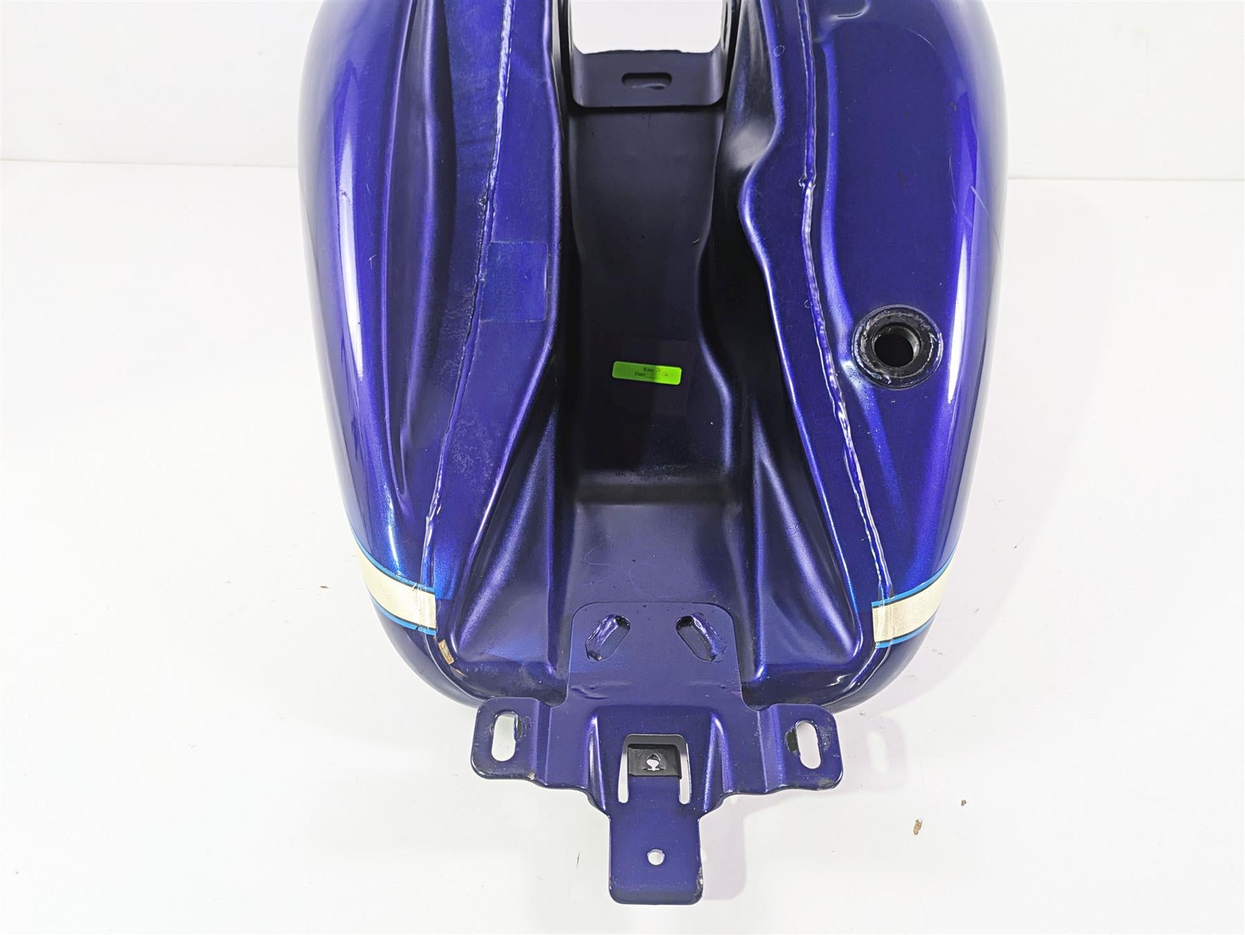2010 Harley Touring FLHXSE CVO Street Glide Fuel Gas Petrol Tank - Read 61356-08 {{ shop.shopifyCountryName }} - Mototech271