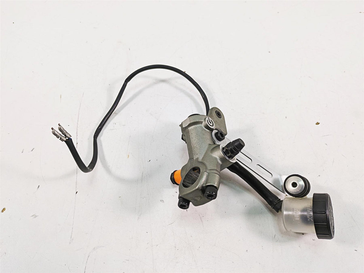 2016 Ducati Panigale 1299 S Brembo Radial Clutch Master Cylinder 63040601B {{ shop.shopifyCountryName }} - Mototech271
