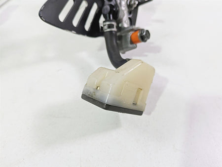 2006 Suzuki GSXR1000 K6 Front Left Right Footpeg Brake Master Set 43521-41G00 {{ shop.shopifyCountryName }} - Mototech271
