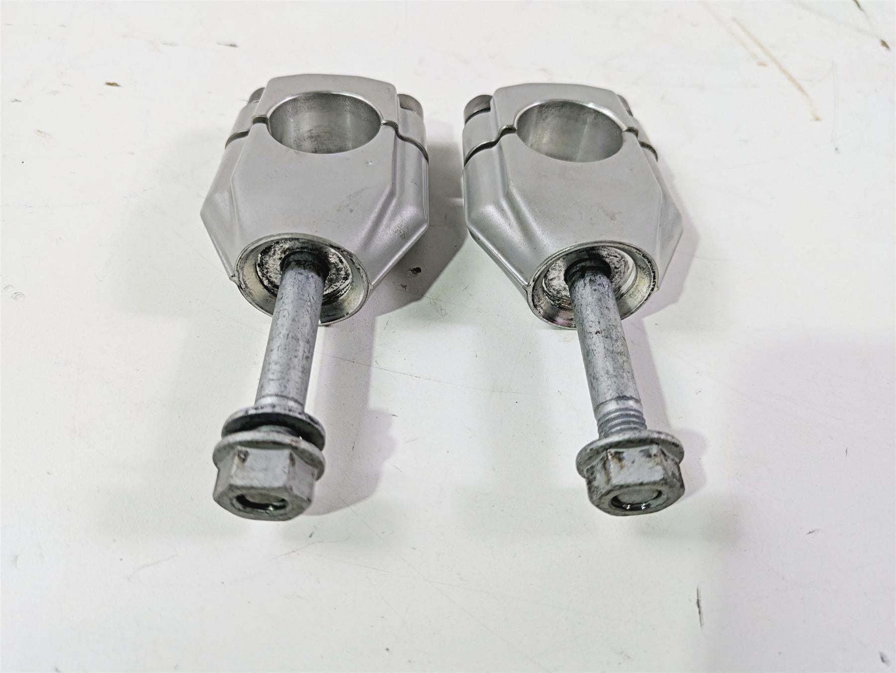 2017 BMW F800GS Adv K75 Handlebar Riser Holder Clamp Set 31427715491 {{ shop.shopifyCountryName }} - Mototech271