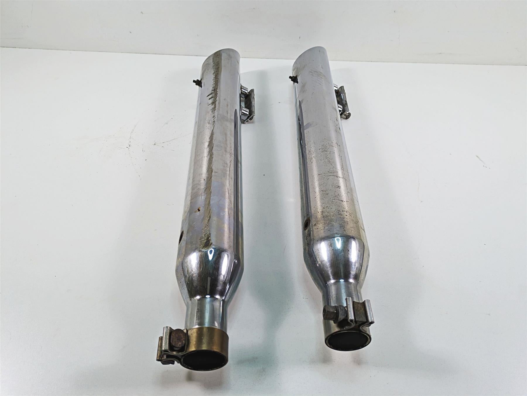 2006 Harley Touring FLHXI Street Glide Slash Down Cut Exhaust Muffler Set {{ shop.shopifyCountryName }} - Mototech271