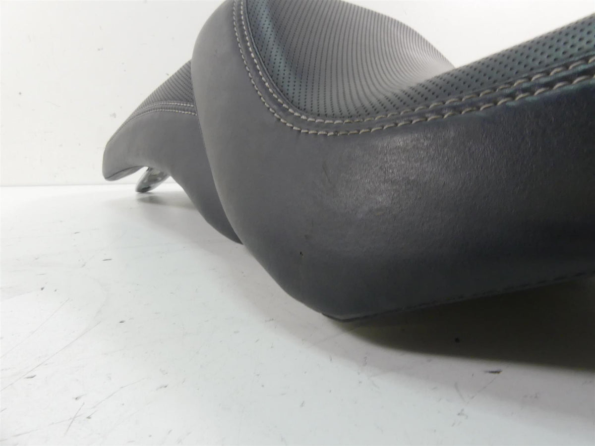2015 Harley FXDF Dyna Fat Bob Rider Driver Passenger Dual Seat Saddle 52000117 {{ shop.shopifyCountryName }} - Mototech271