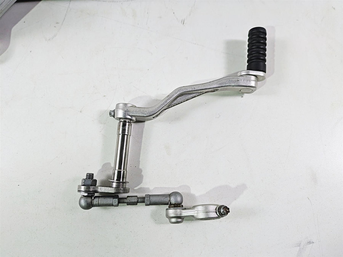 2010 BMW R1200RT K26 Left Foot Peg Bracket & Shifter Shift Lever 46717675289 {{ shop.shopifyCountryName }} - Mototech271