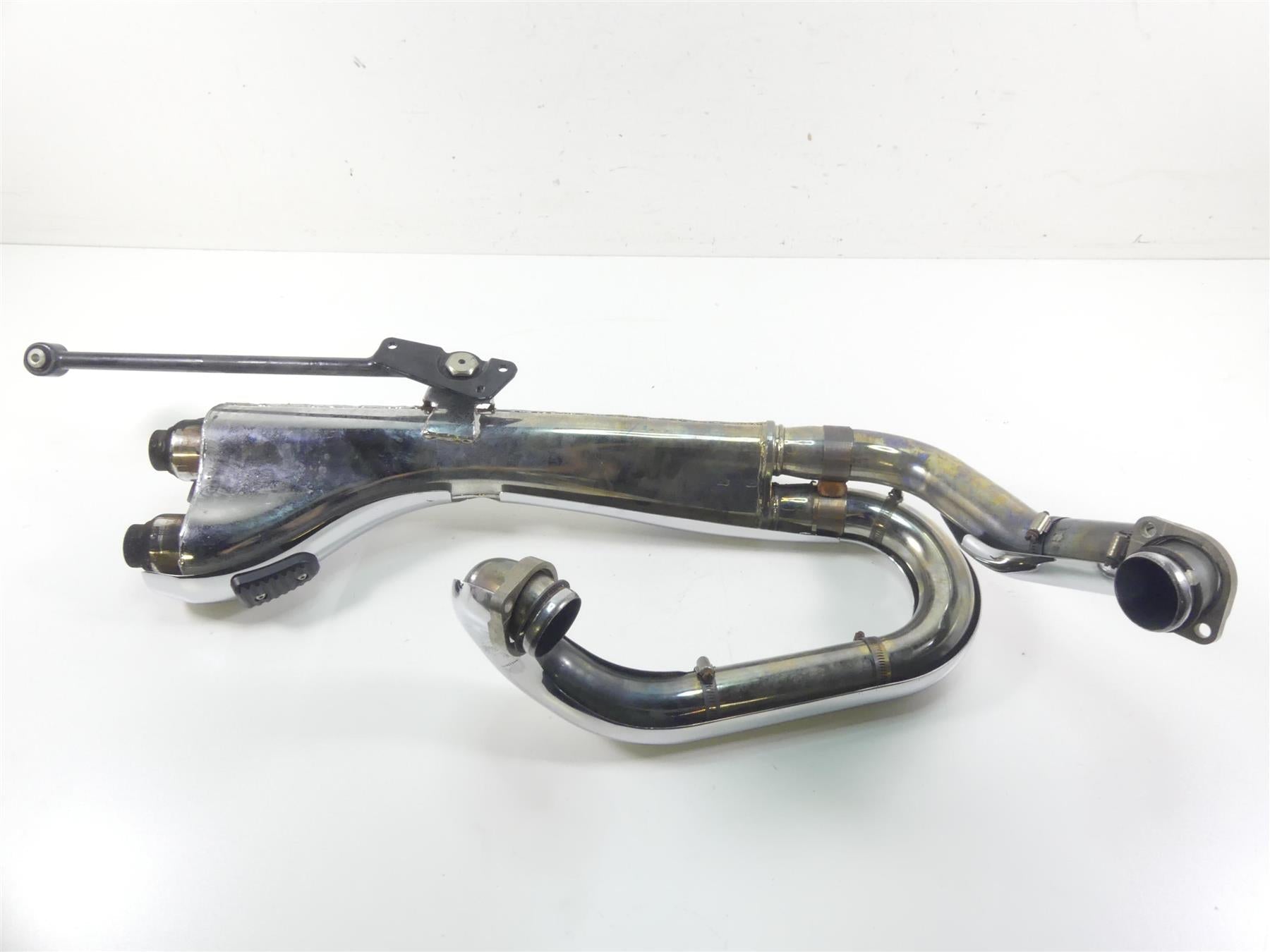 2006 Harley VRSCD Night Rod Oem Exhaust Header Manifold Pipe + Mount 65206-06A {{ shop.shopifyCountryName }} - Mototech271