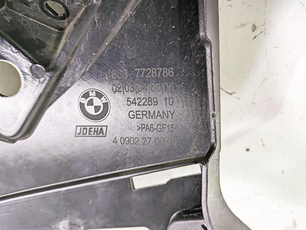2014 BMW R1200 RT RTW K52 Inner Front Fairing Cover Panel 46637728786 {{ shop.shopifyCountryName }} - Mototech271