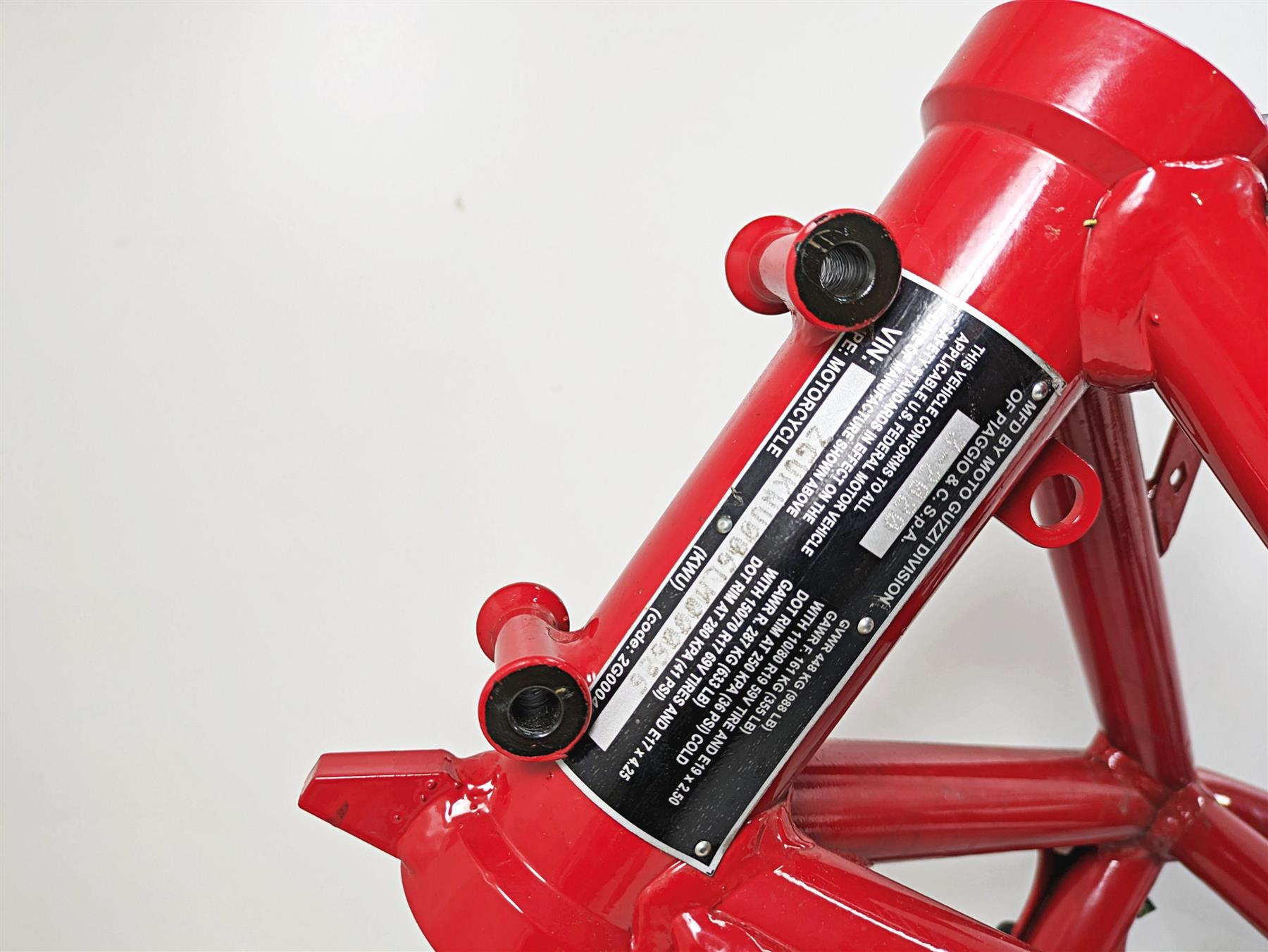 2020 Moto Guzzi V85 TT Adventure Straight Main Frame Chassis With California Clean Title 2B005033000YR8 {{ shop.shopifyCountryName }} - Mototech271