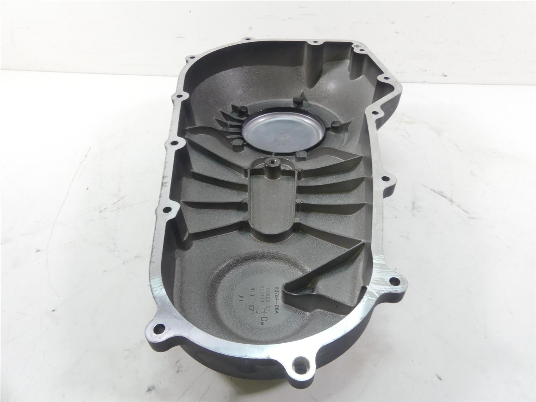 2014 Harley Dyna FXDF Fat Bob Outer Primary Drive Clutch Cover Fw 60784-06A {{ shop.shopifyCountryName }} - Mototech271