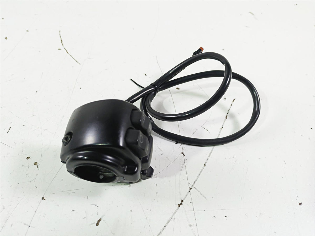 2016 Harley FLSTC Softail Heritage Left Hand Control Switch Cruise 71500288 {{ shop.shopifyCountryName }} - Mototech271