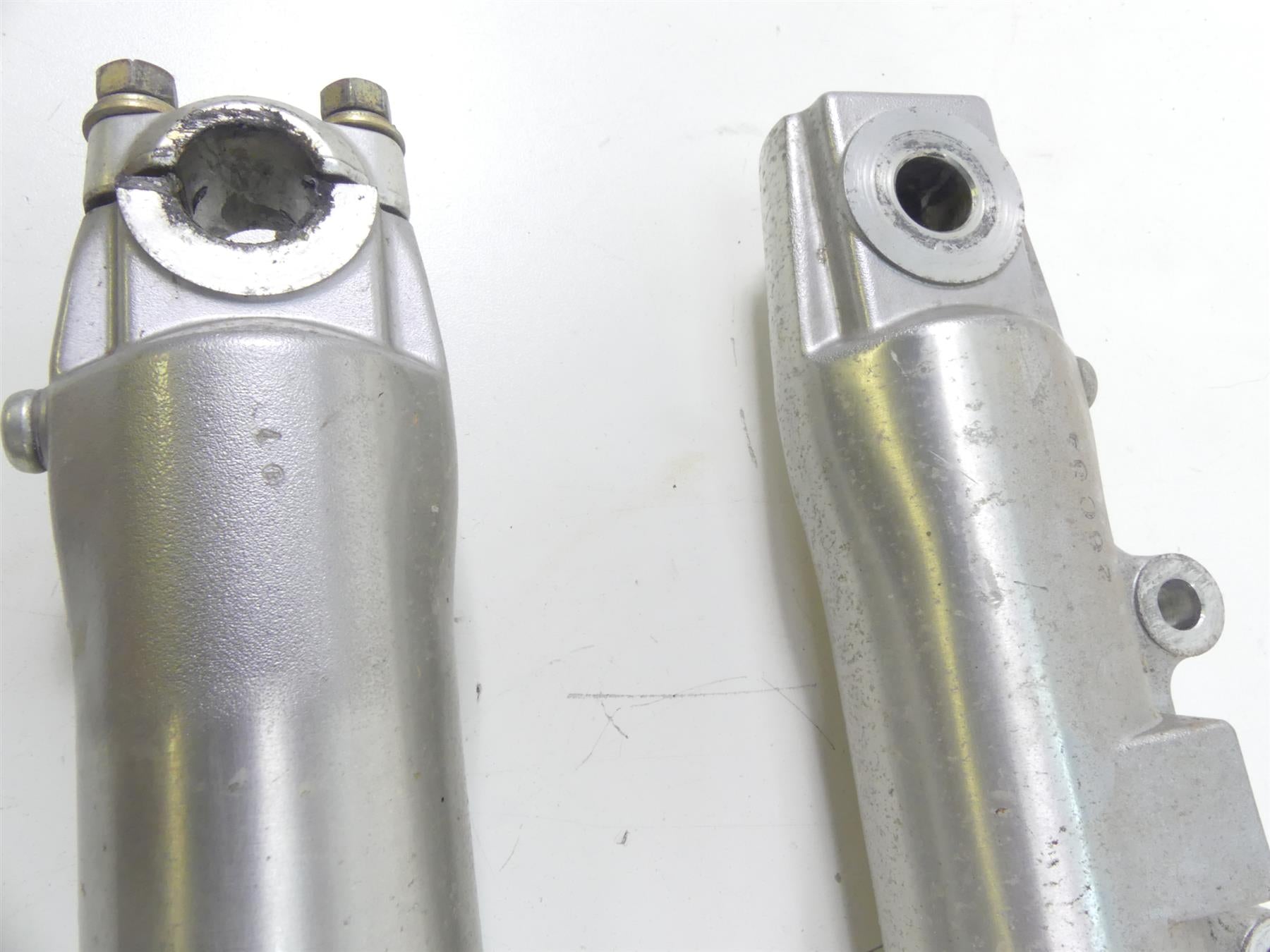 2004 Harley Softail FLSTFI Fat Boy Straight Front Fork Leg 41mm Set 45915-00 {{ shop.shopifyCountryName }} - Mototech271