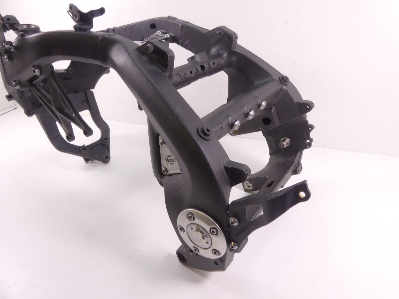 2014 Yamaha VMX17 V-Max 1700 Straight Main Frame Chassis Slvg - Read 2S3-21110-0 {{ shop.shopifyCountryName }} - Mototech271