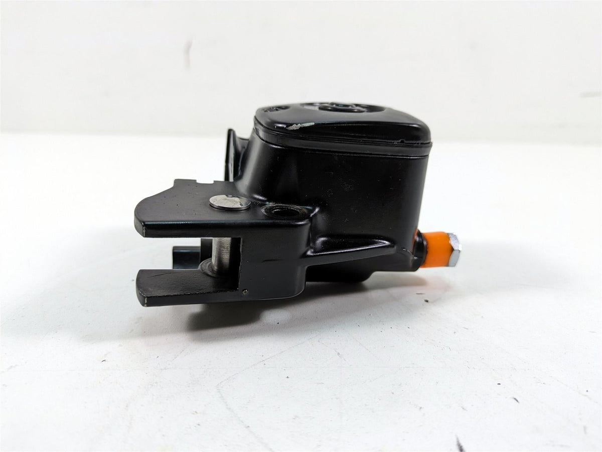 2000 Harley Dyna FXDL Low Rider Front Brake Master Cylinder 11/16" 41700737 {{ shop.shopifyCountryName }} - Mototech271