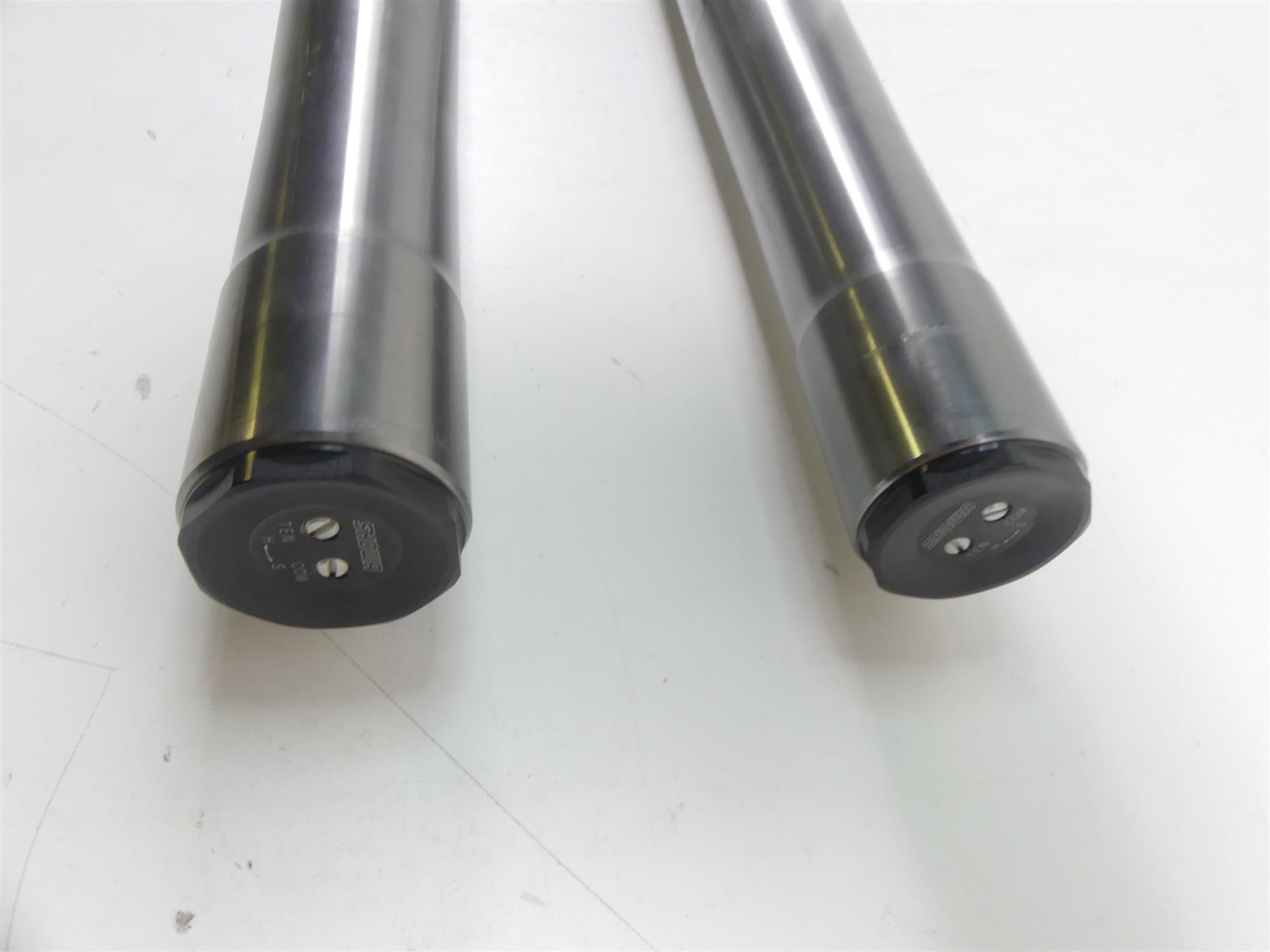 2018 Triumph Street Triple 765RS Front Straight Showa Forks T2041654 T2041653 {{ shop.shopifyCountryName }} - Mototech271