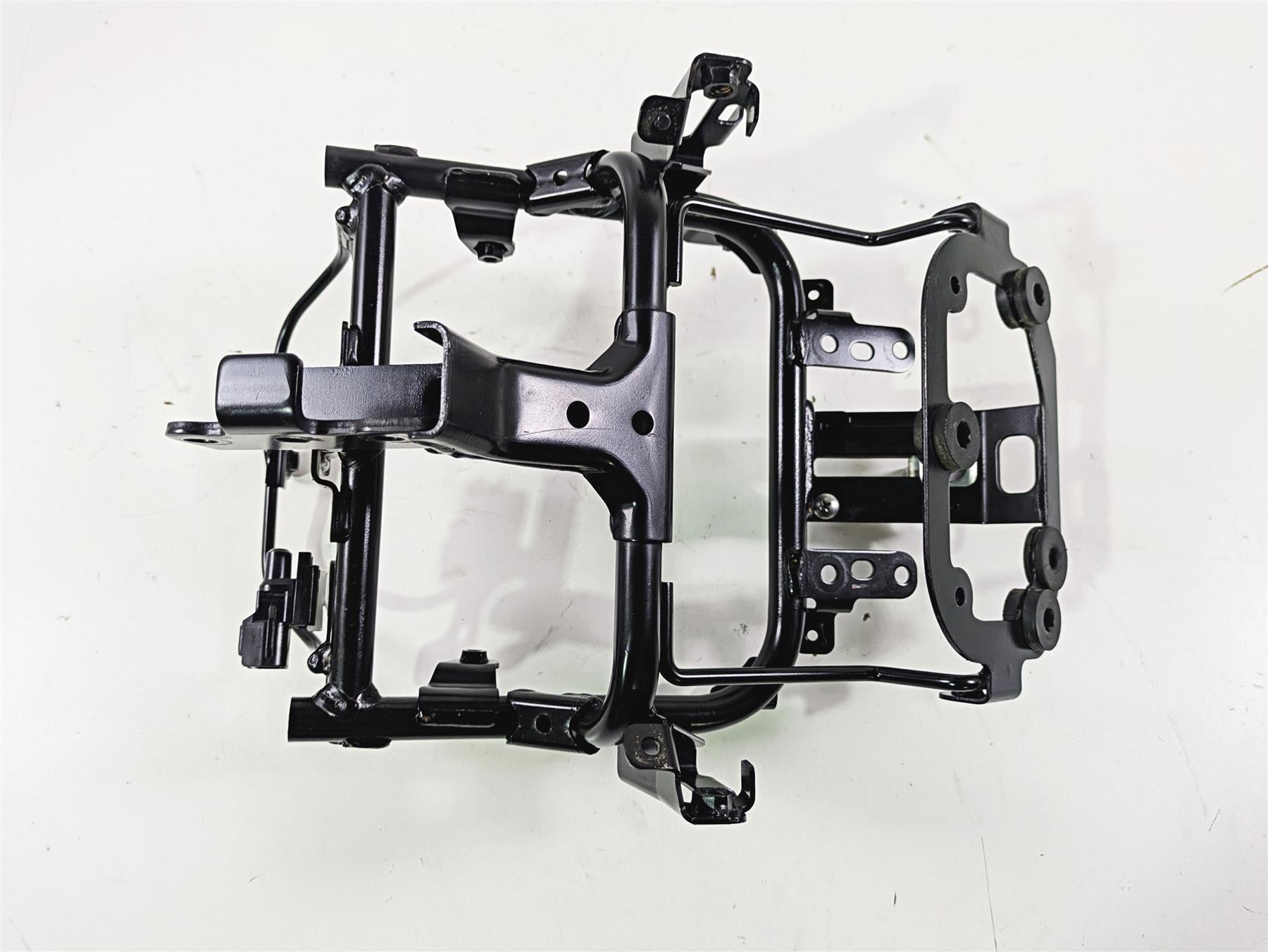 2020 Suzuki V-Strom 1050 XT Front Fairing Stay Holder Carrier 94510-06L00 {{ shop.shopifyCountryName }} - Mototech271
