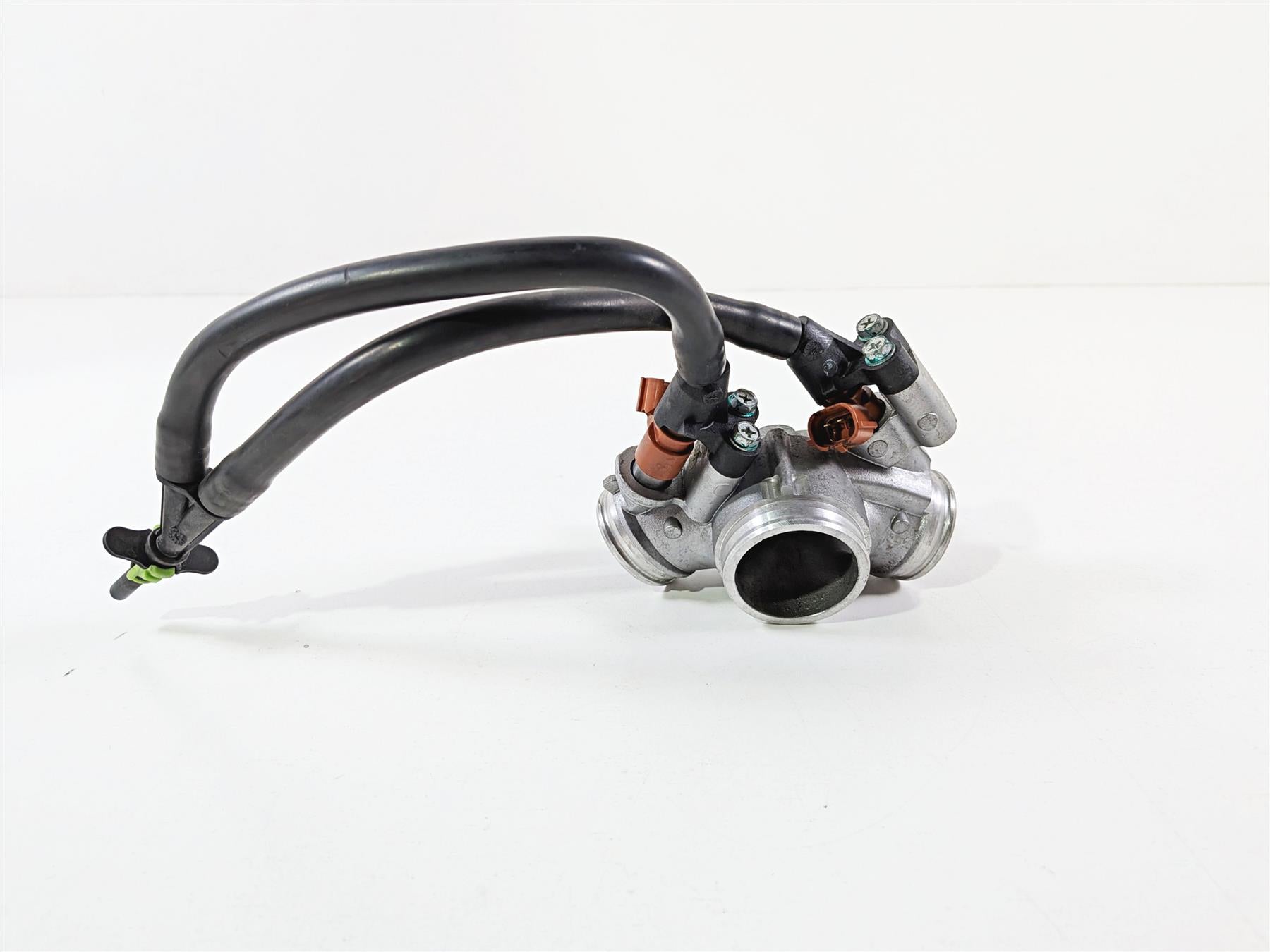 2010 Honda VT1300 CR Stateline Intake Manifold & Fuel Injectors 17111-MFR-670 {{ shop.shopifyCountryName }} - Mototech271