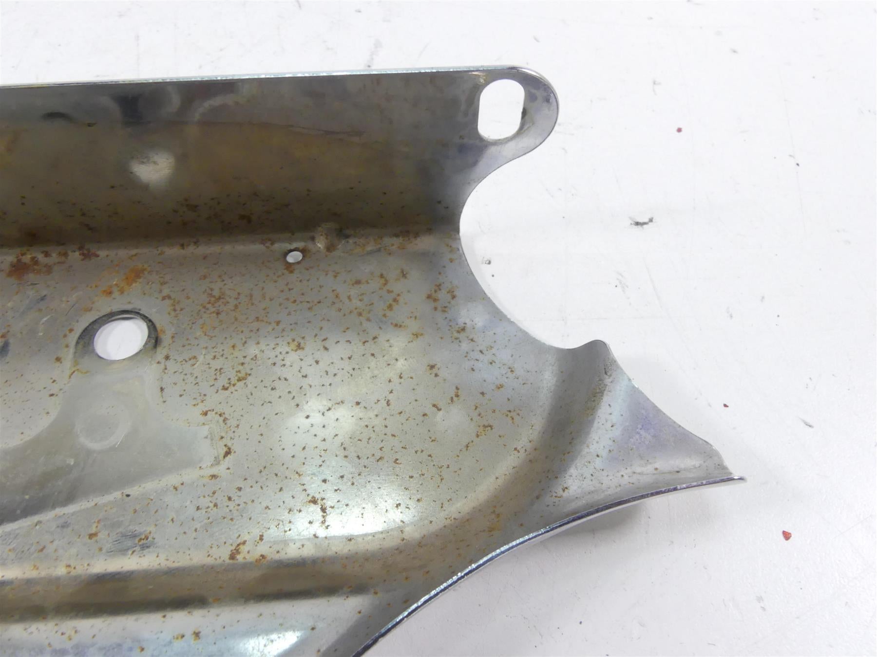 2005 Harley Touring CVO FLHTC SE Electra Glide Lower Triple Tree Chrome Cover {{ shop.shopifyCountryName }} - Mototech271