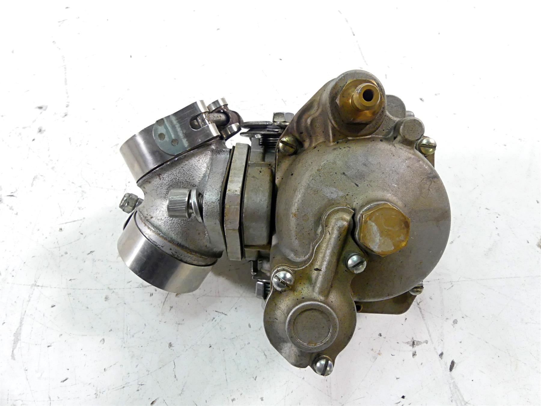 1979 Harley Sportster XLS1000 Roadster Aftermarket Carburetor & Intake 27021-78 {{ shop.shopifyCountryName }} - Mototech271