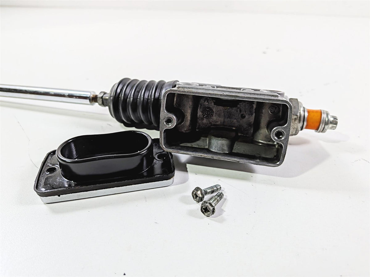 1995 Harley XL883 Sportster Hugger Rear Master Cylinder & Brake Rod 42456-87D {{ shop.shopifyCountryName }} - Mototech271