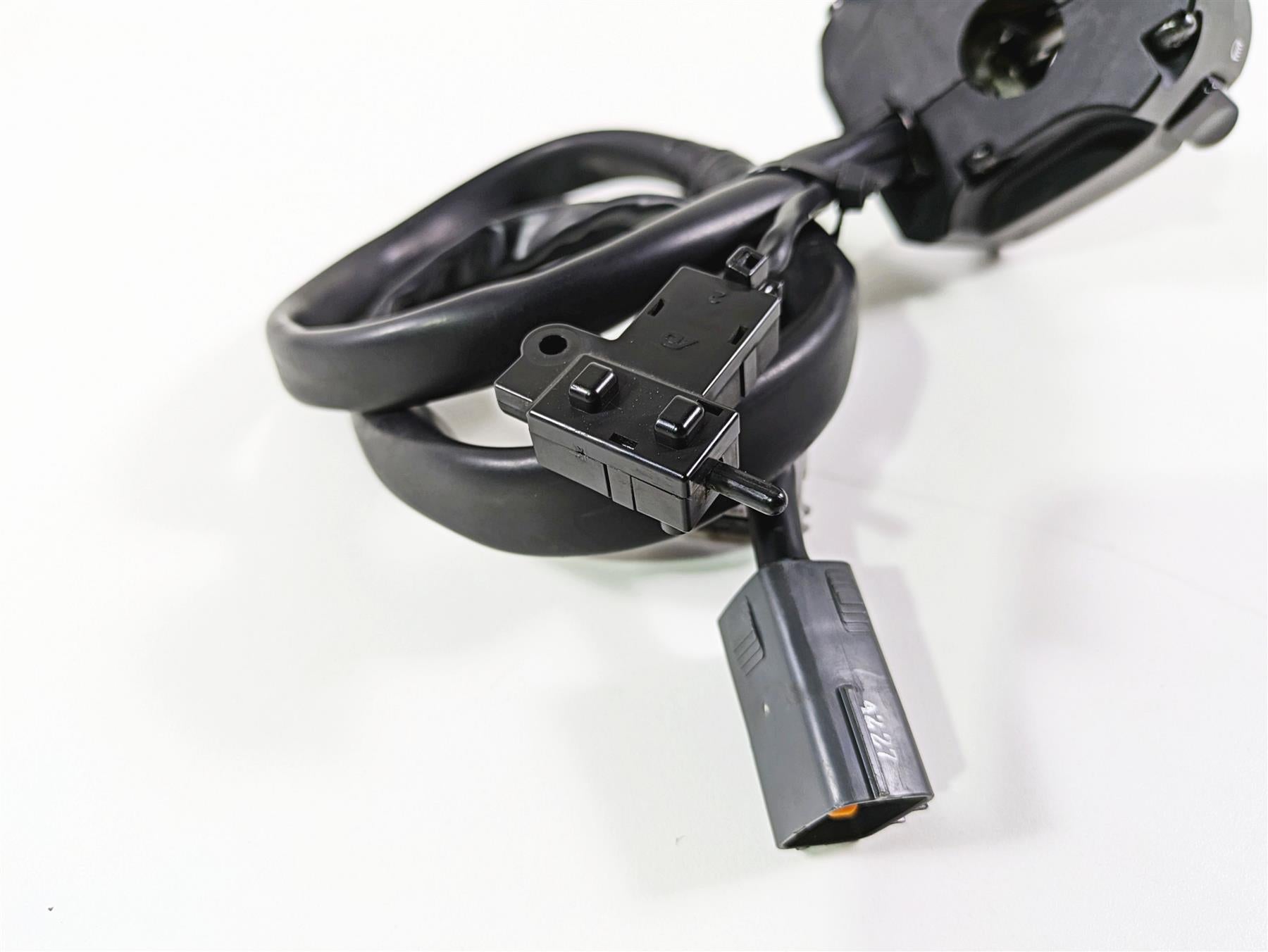 2015 Triumph Tiger Explorer XC Left Hand Control Switch - READ T2042035 {{ shop.shopifyCountryName }} - Mototech271
