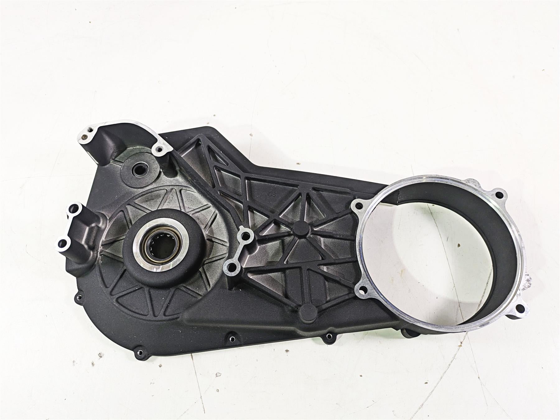 2004 Harley Softail FLSTF Fat Boy Inner Primary Drive Clutch Cover 60620-94B {{ shop.shopifyCountryName }} - Mototech271