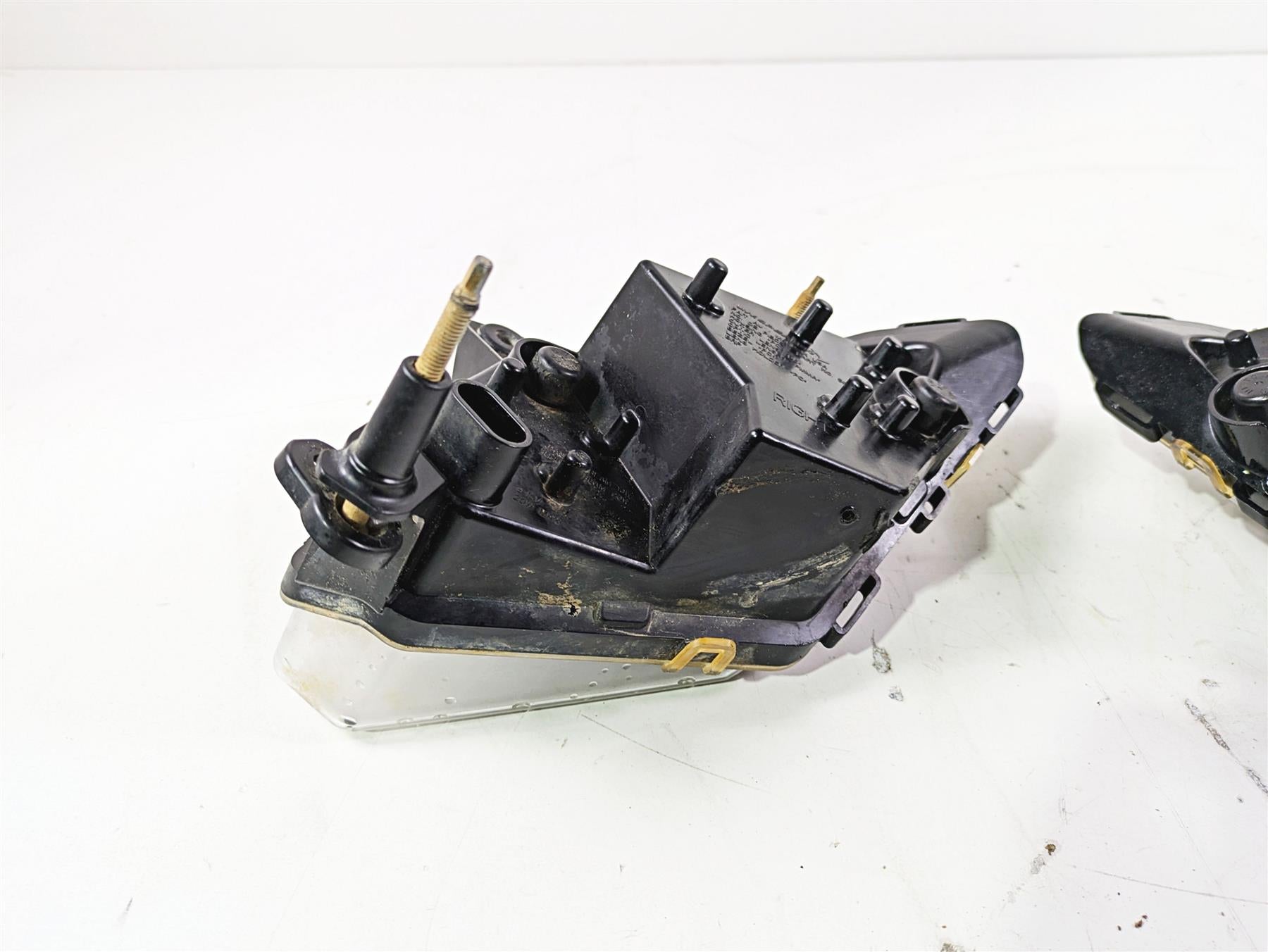 2019 Can Am Maverick X3 XRS Turbo R Headlight Head Lamp Set - Read 710004658 {{ shop.shopifyCountryName }} - Mototech271