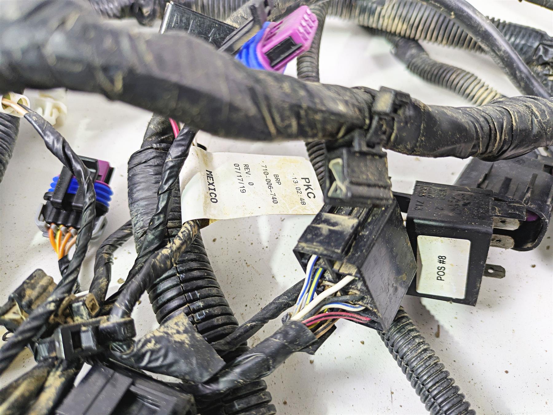 2020 Can Am Maverick X3 Turbo R STD Main Wiring Harness Loom - No Cut 710006658 {{ shop.shopifyCountryName }} - Mototech271