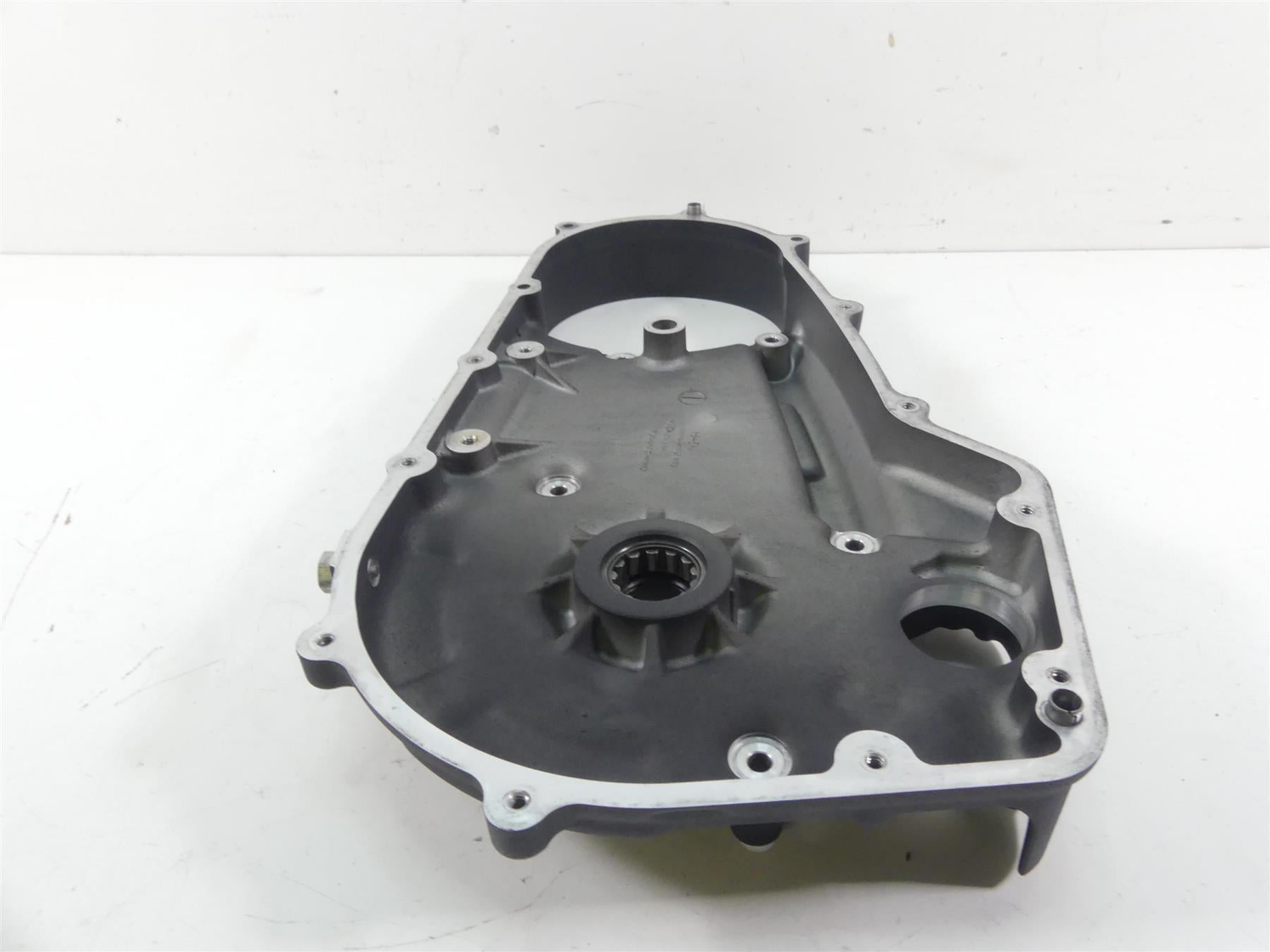2015 Harley FXDL Dyna Low Rider Inner Primary Drive Clutch Cover 60681-06 {{ shop.shopifyCountryName }} - Mototech271