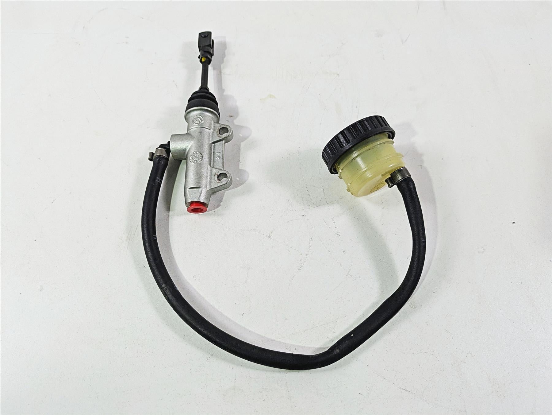 2010 BMW R1200RT K26 Rear Brembo Brake Master Cylinder 34317705580 {{ shop.shopifyCountryName }} - Mototech271