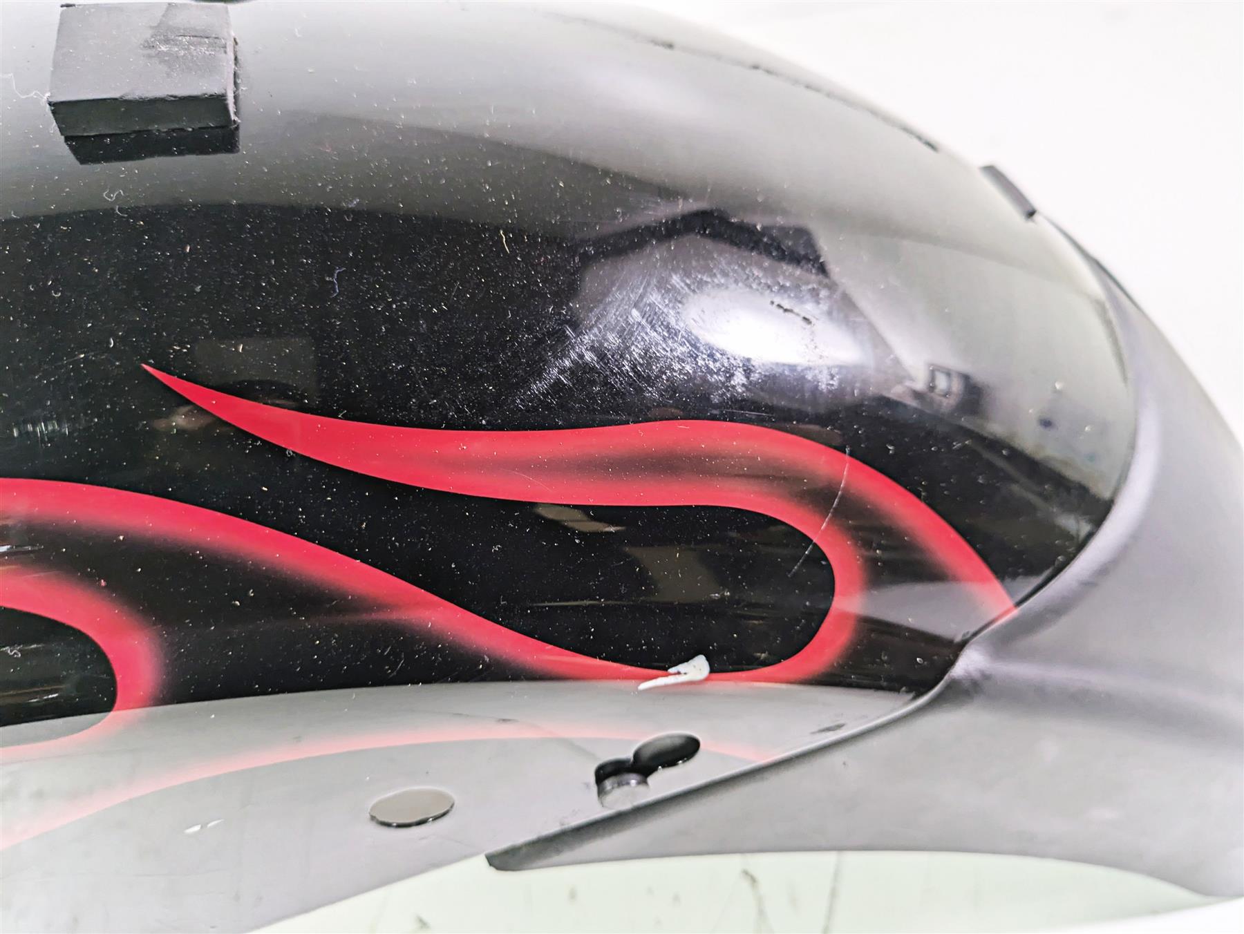 2007 Harley FXDWG Dyna Wide Glide Rear Fender Red Flames 59925-06 {{ shop.shopifyCountryName }} - Mototech271