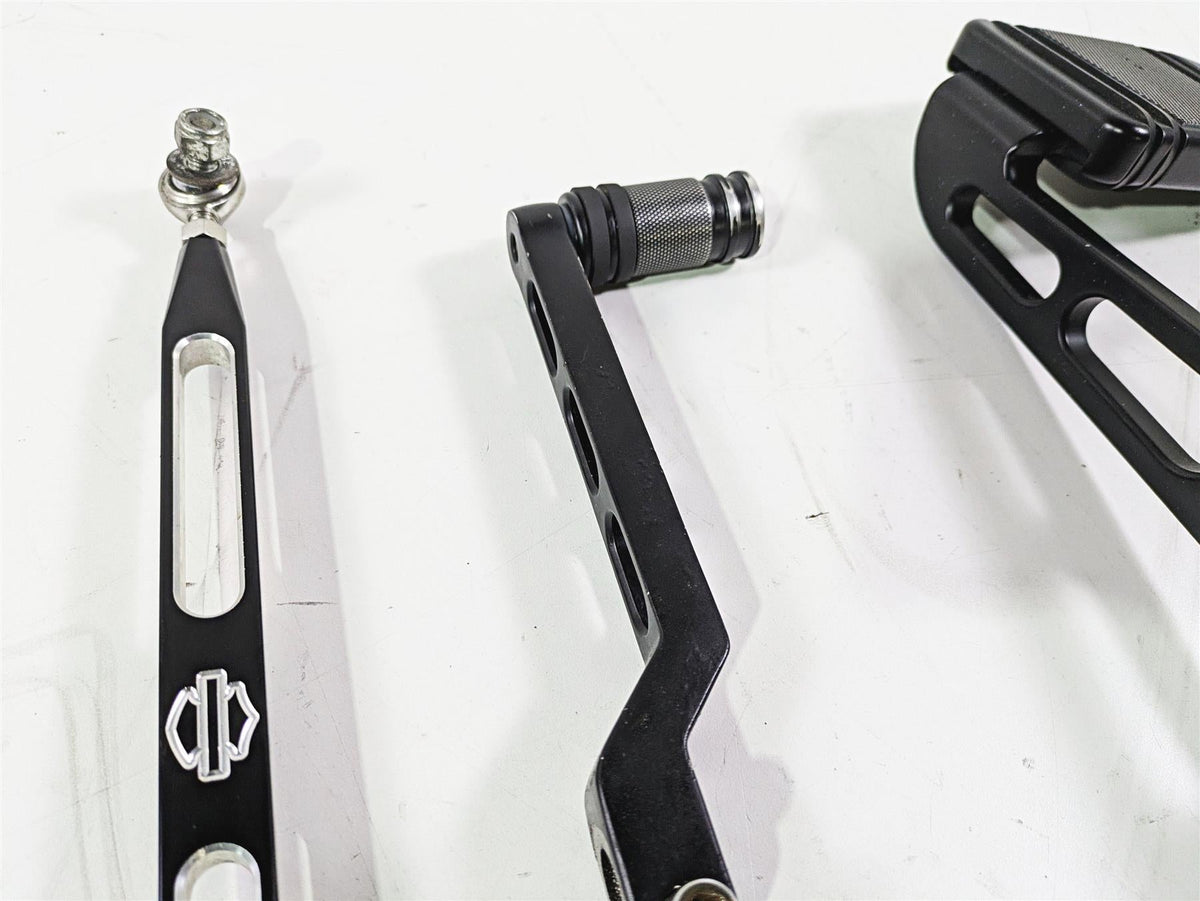 2008 Harley FLSTSB Cross Bones Diamond Black Brake Pedal & Shifter 46718-08 {{ shop.shopifyCountryName }} - Mototech271