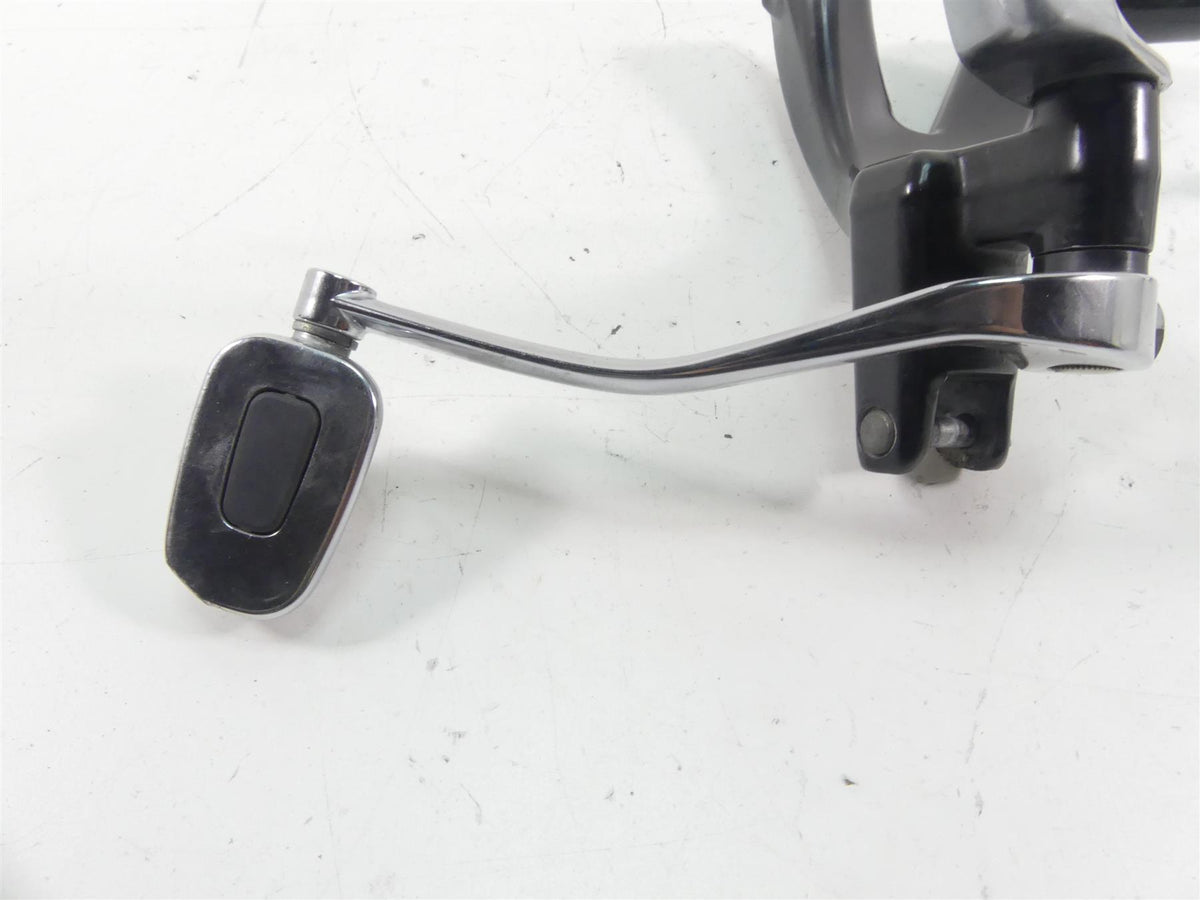 2021 Harley Softail FLSB Sport Glide Left Foot Peg Mount & Shifter Set 33600134 {{ shop.shopifyCountryName }} - Mototech271