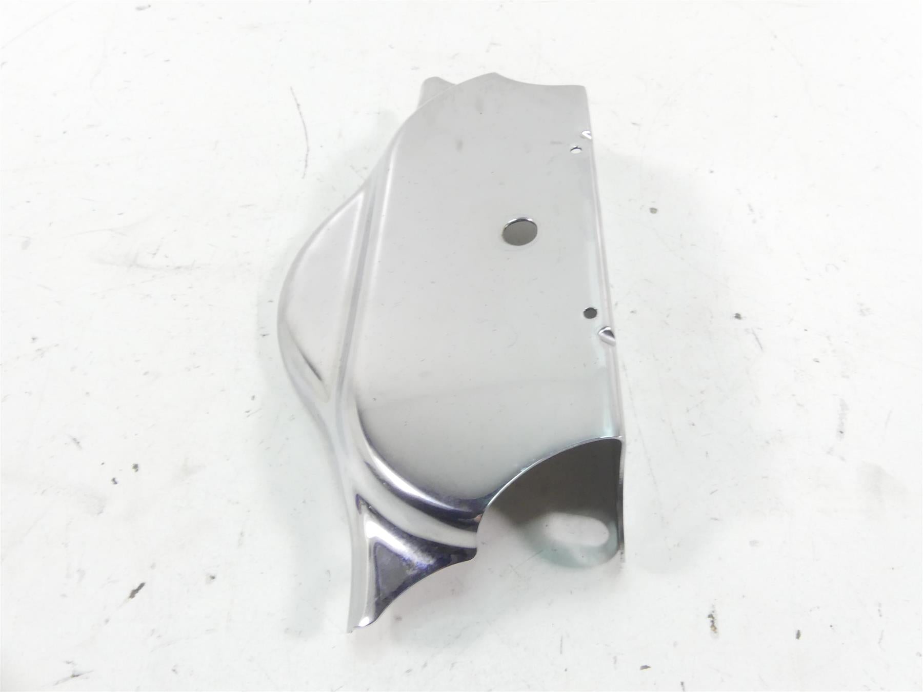 2005 Harley Touring CVO FLHTC SE Electra Glide Lower Triple Tree Chrome Cover {{ shop.shopifyCountryName }} - Mototech271