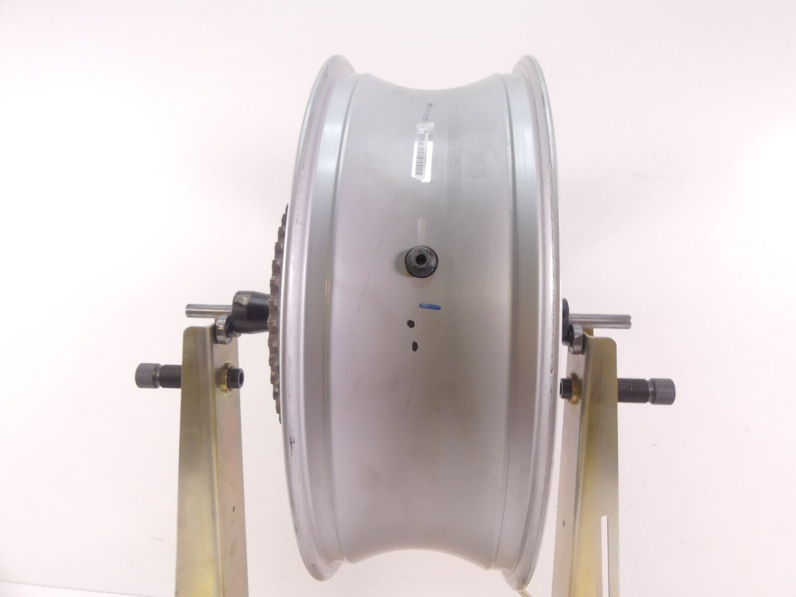 2018 Suzuki GSXR750 Straight Rear Enkei Wheel Rim 17x5.5 - Nice 64111-14J00-019 {{ shop.shopifyCountryName }} - Mototech271