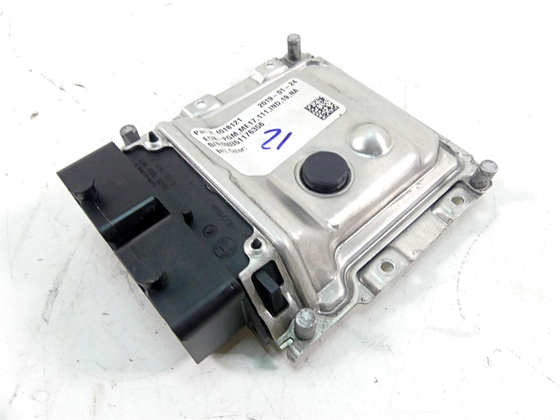 2019 Indian Chieftain Classic Ecm Ecu Ecm Engine Control Module 4018121 {{ shop.shopifyCountryName }} - Mototech271