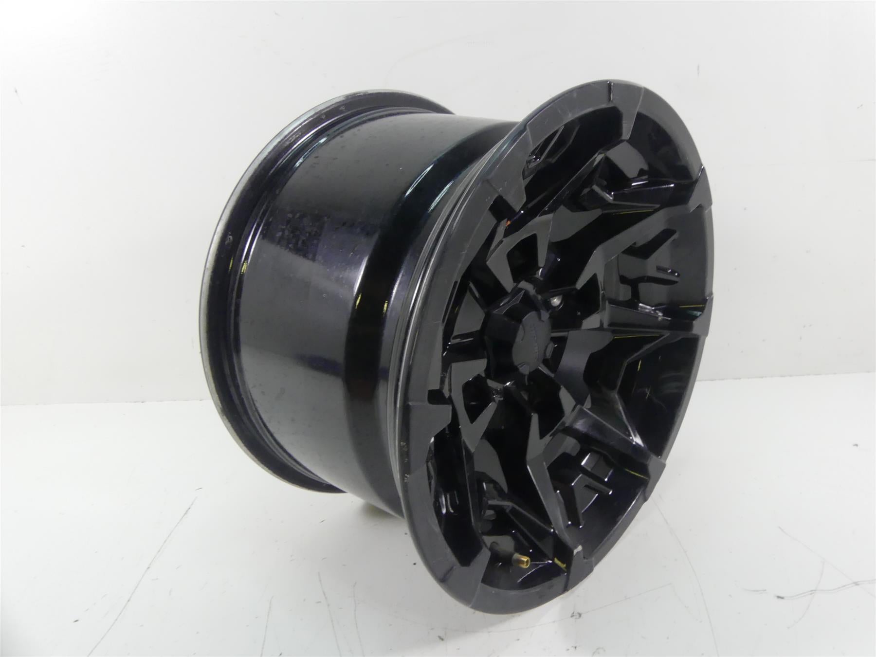2020 Can-Am Commander 1000R XT Rear Right Wheel Rim 14x8.5 705502398 {{ shop.shopifyCountryName }} - Mototech271