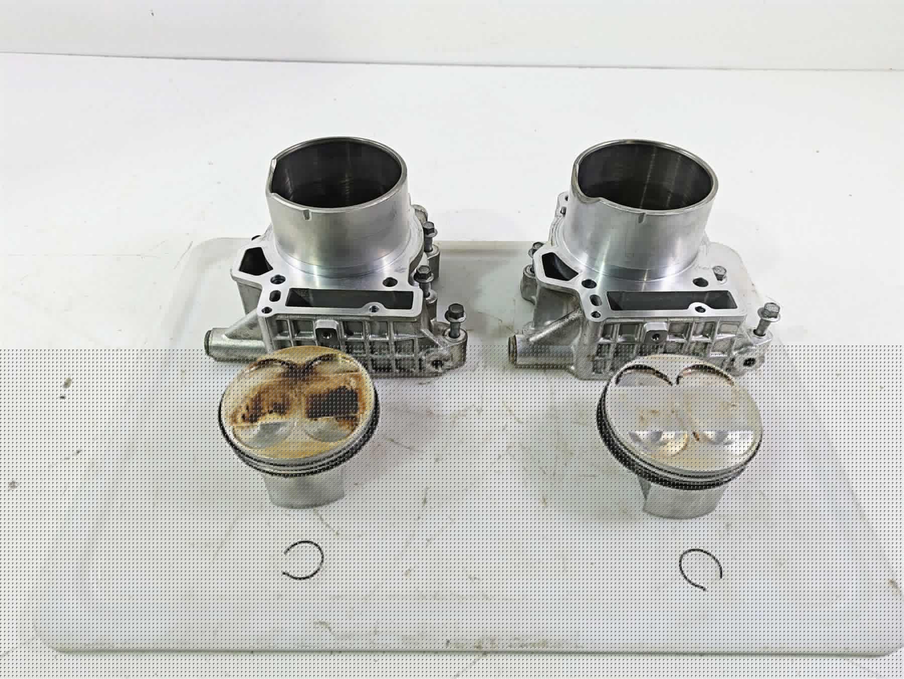 2008 Aprilia RSVR 1000 Factory Jug Barrel & Piston Set - Read AP0613419 {{ shop.shopifyCountryName }} - Mototech271