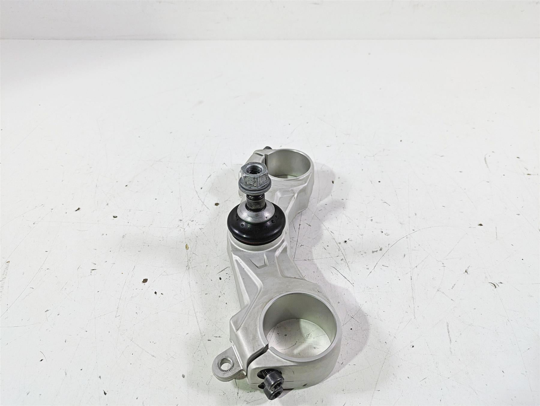 2014 BMW R1200 RT RTW K52 Lower Triple Tree Steering Clamp 31428549492 {{ shop.shopifyCountryName }} - Mototech271