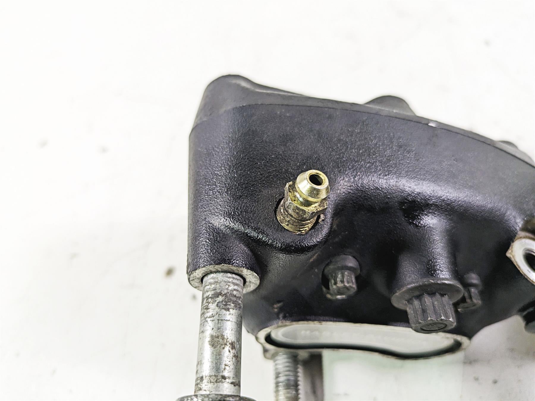 2003 Harley Touring FLHTCUI 100TH E-Glide Front Brake Caliper Set 44023-00C {{ shop.shopifyCountryName }} - Mototech271
