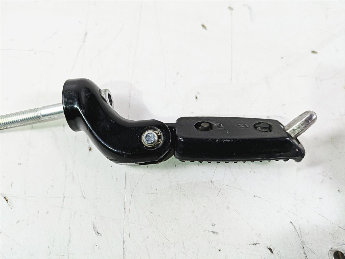 2012 Harley VRSCF Muscle V Rod Right Front Footpeg & Brake Lever 54046-12 {{ shop.shopifyCountryName }} - Mototech271