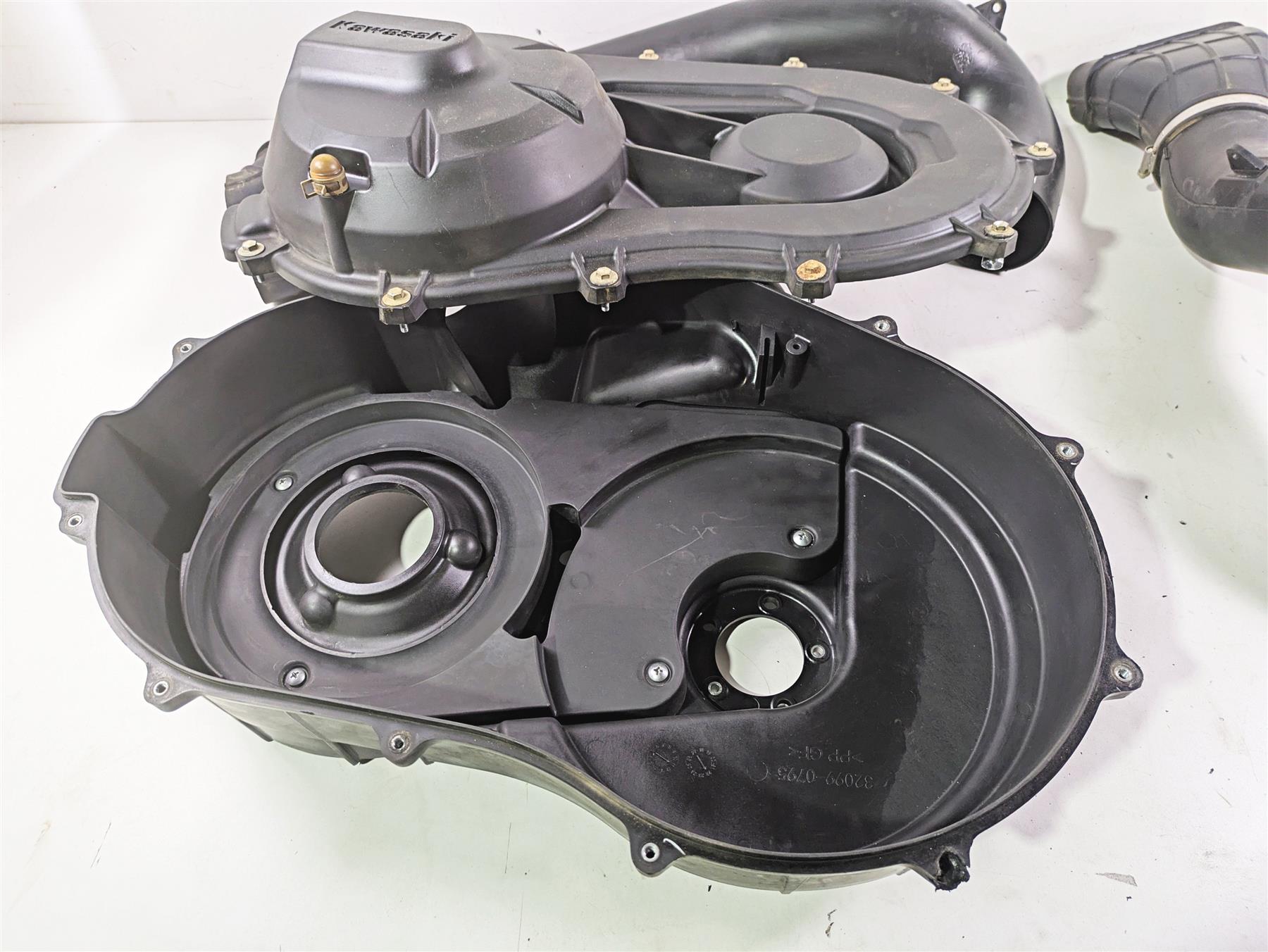 2023 Kawasaki Teryx KRX KRF 1000 C Primary Drive Cover & Tube Set 14093-0774 {{ shop.shopifyCountryName }} - Mototech271