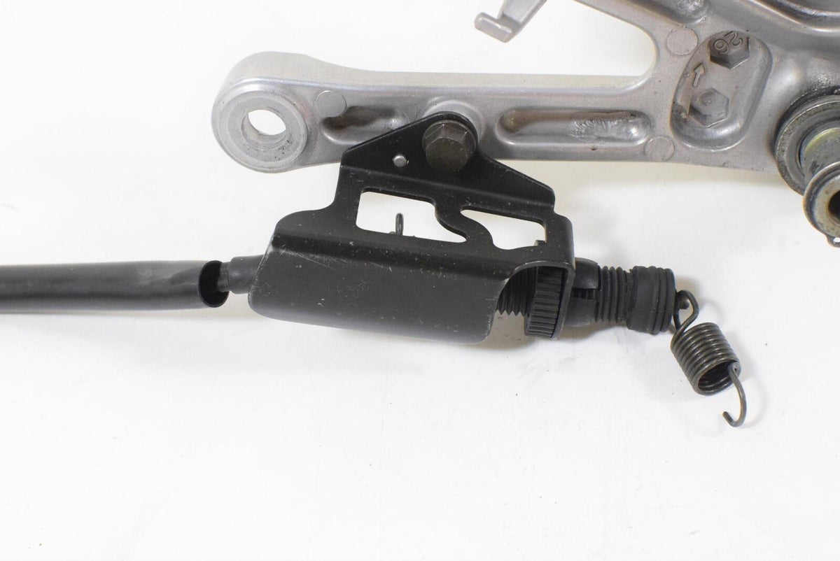2004 Honda CBR1000RR CBR1000 RR Right Rider Footpeg Foot Peg Rest 50600-MEL-000 {{ shop.shopifyCountryName }} - Mototech271