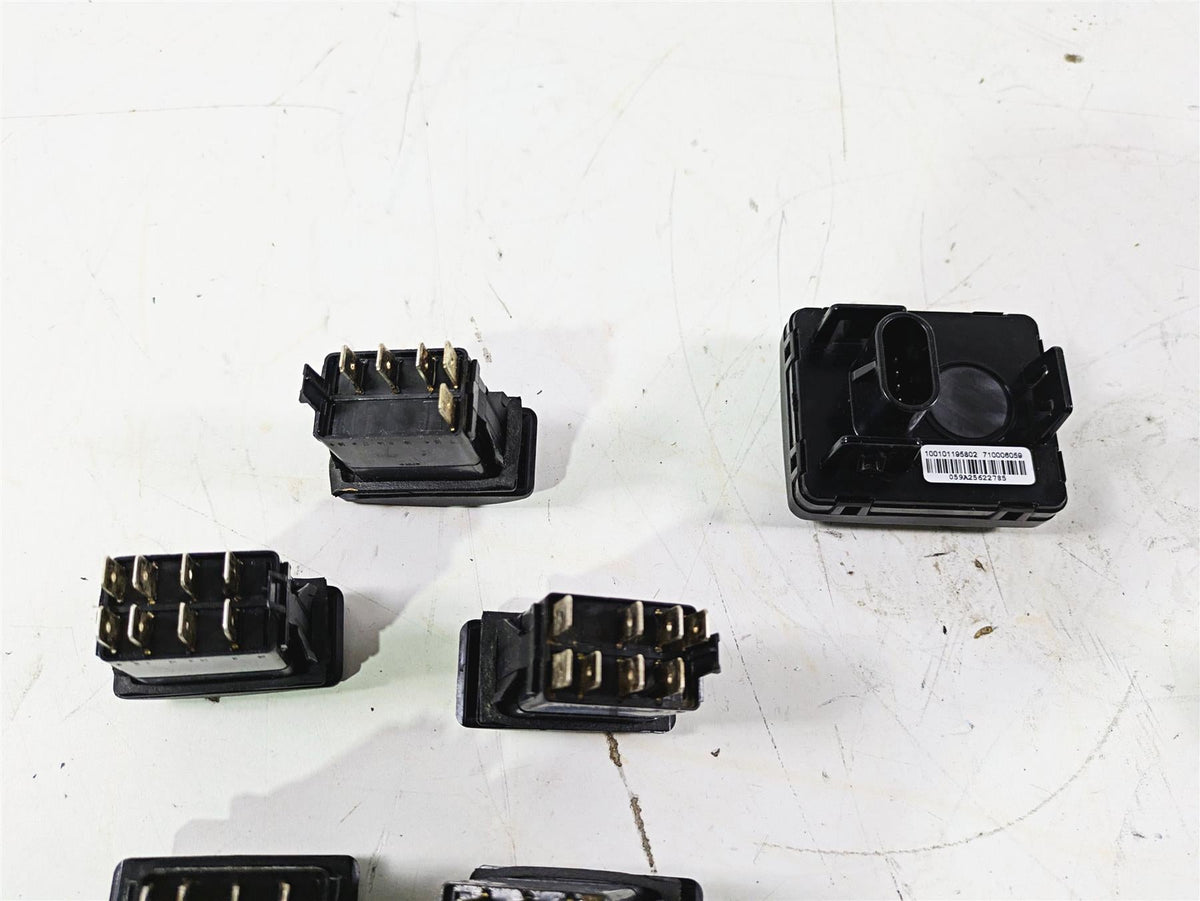 2023 Can Am Maverick X3 XMR Turbo RR Start Stop Light All Switch Set 710006059 {{ shop.shopifyCountryName }} - Mototech271
