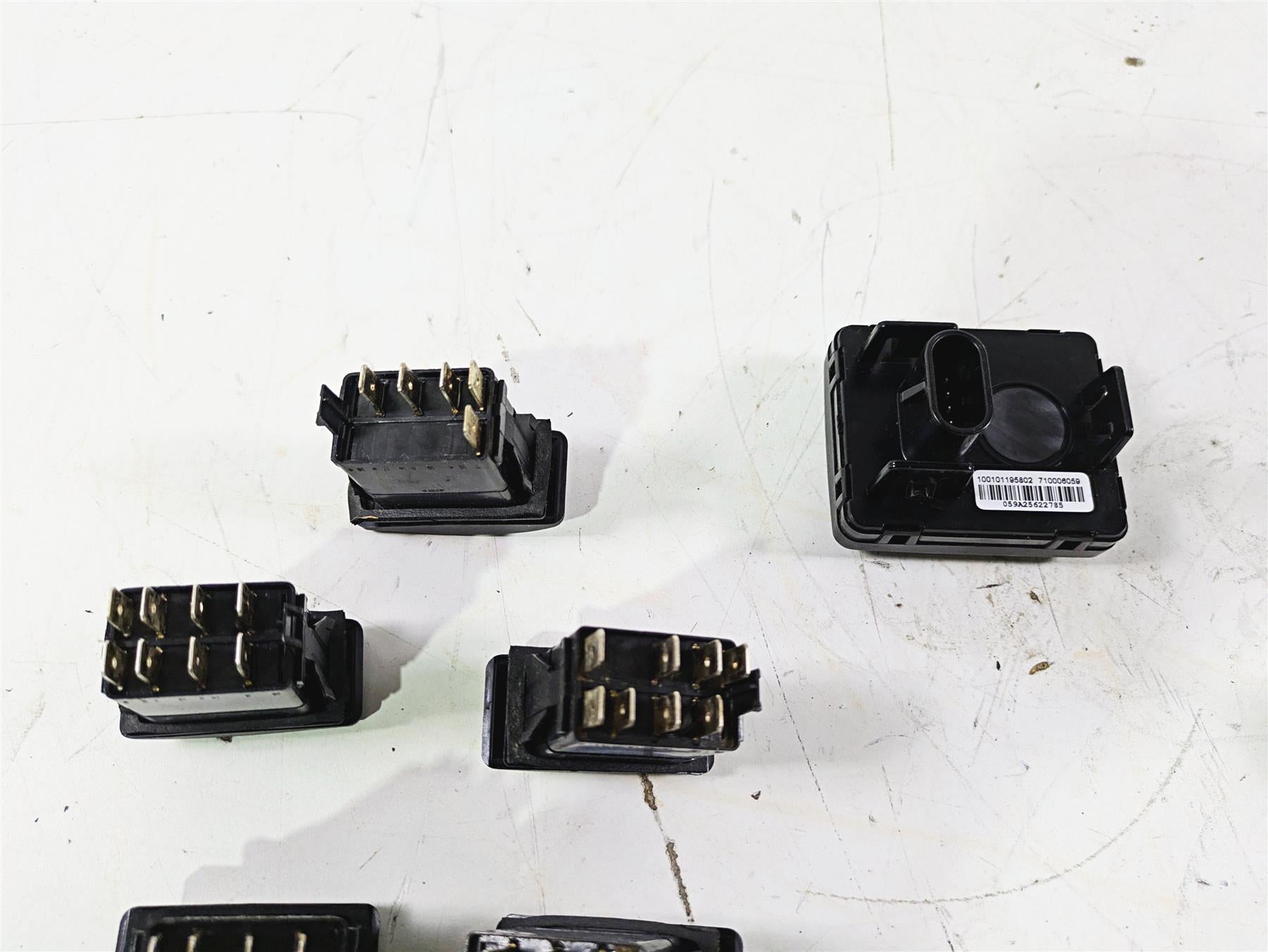 2023 Can Am Maverick X3 XMR Turbo RR Start Stop Light All Switch Set 710006059 {{ shop.shopifyCountryName }} - Mototech271