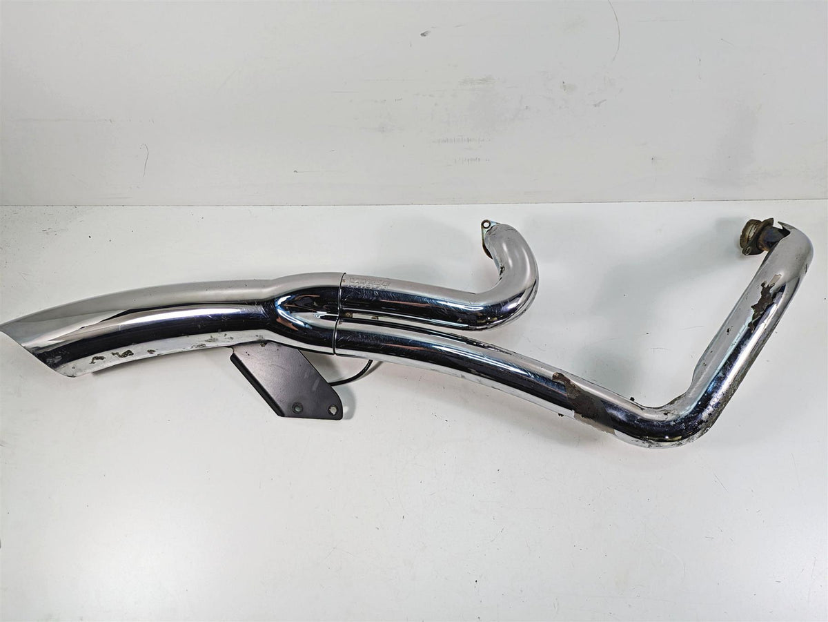 2009 Yamaha XV1900 Raider Vance Hines 2 into 1 Radius Exhaust Pipe System 28501 {{ shop.shopifyCountryName }} - Mototech271