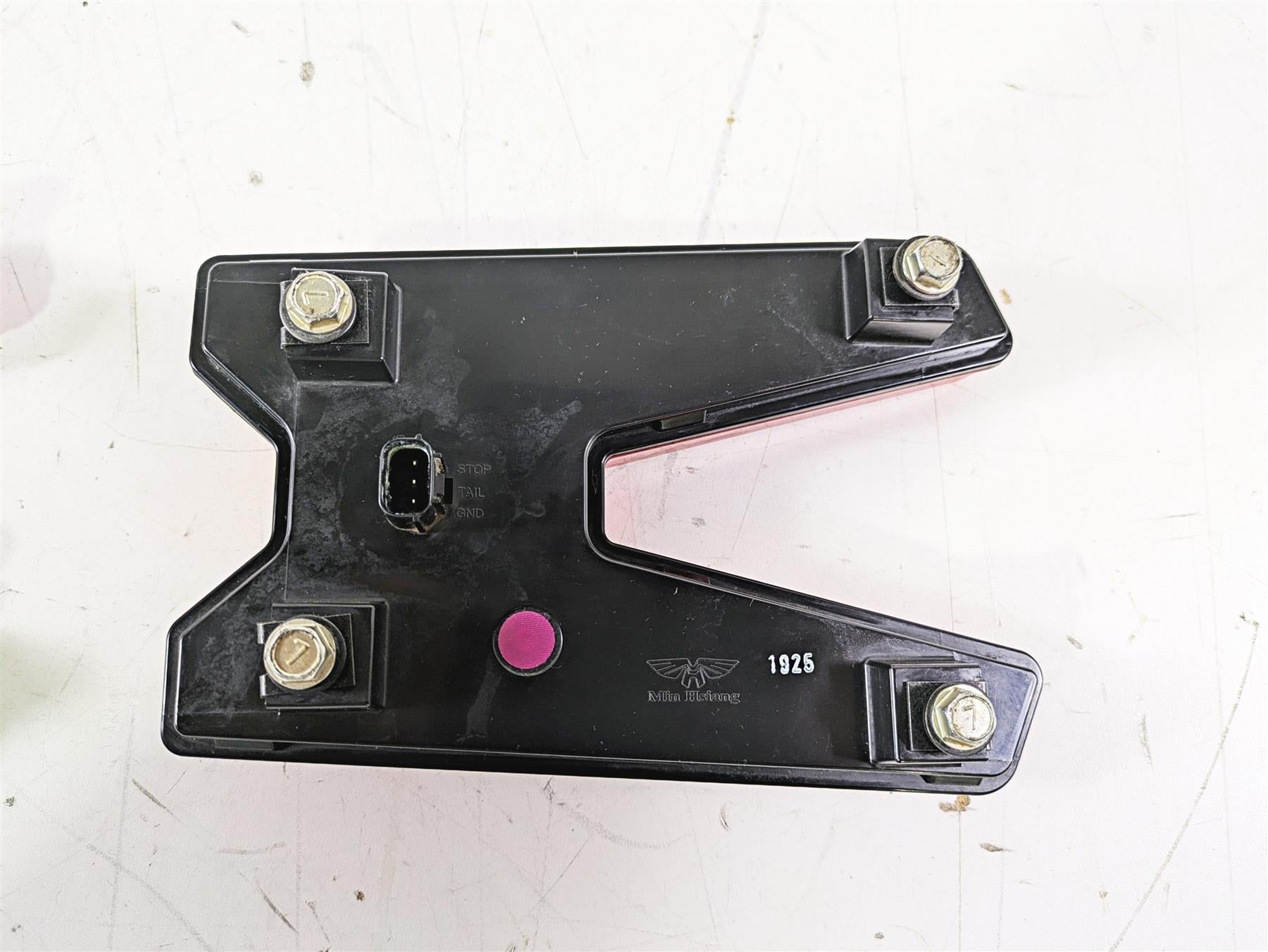 2022 Kawasaki Teryx KRX KRF 1000 C SE Taillight Tail Light Lamp Set 23024-0005 {{ shop.shopifyCountryName }} - Mototech271