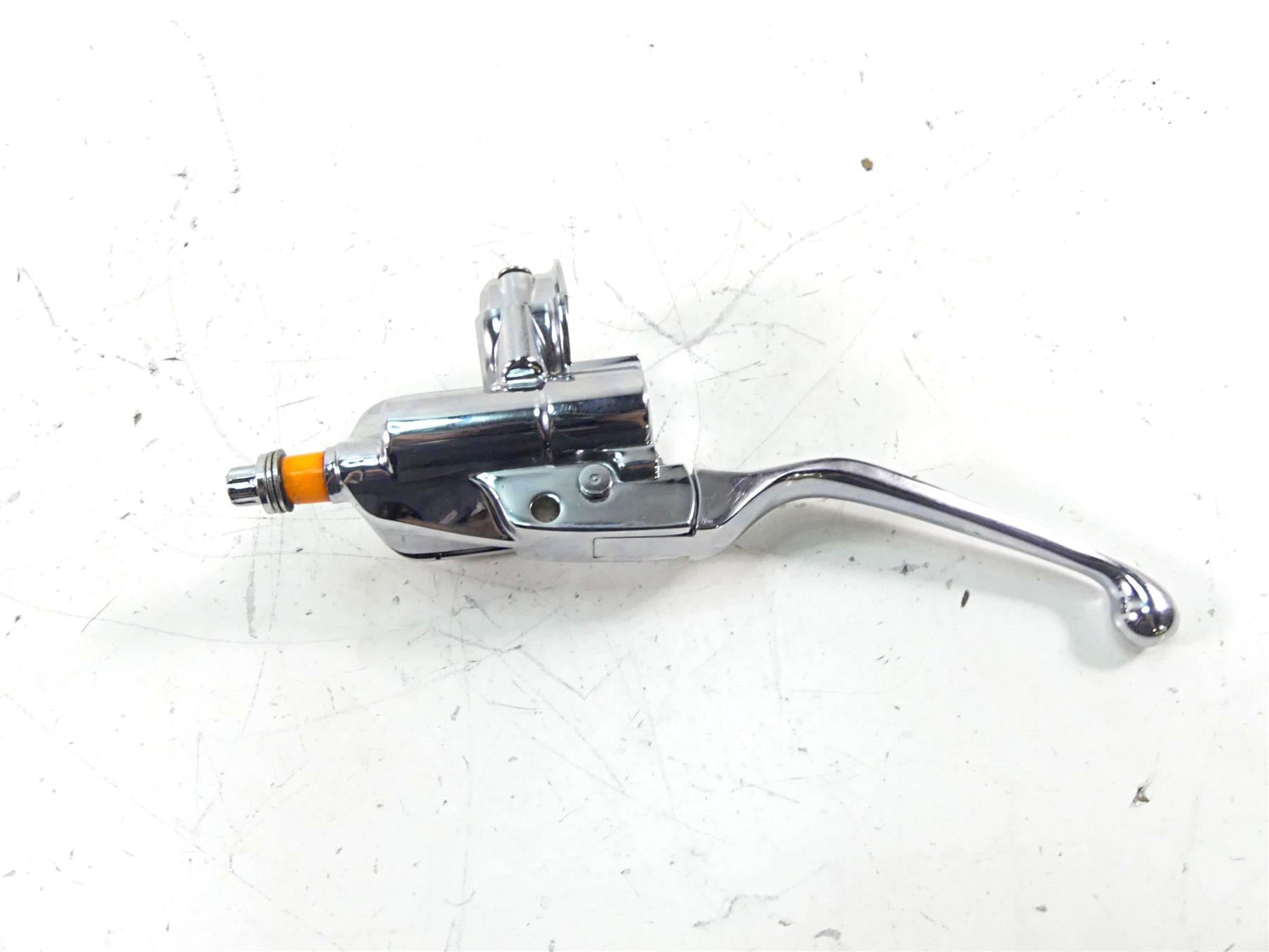 9/16" Chrome Front Brake Master Cylinder For Harley Davidson Softail Dyna Touring Bikes {{ shop.shopifyCountryName }} - Mototech271